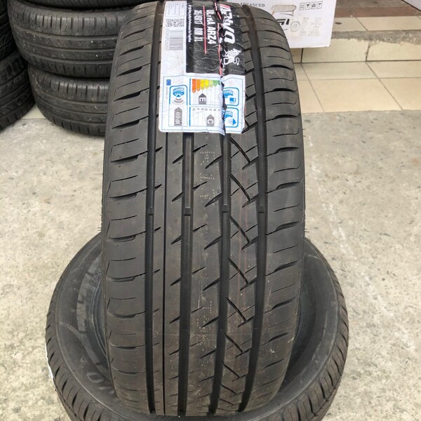 iLINK THUNDER U09 225/55R17 101W