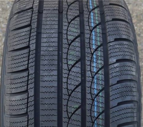 ROTALLA ICE-PLUS S210 275/35R19 100V