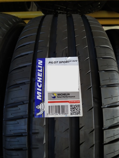 Michelin Pilot Sport 4 SUV 275/40R20 106Y