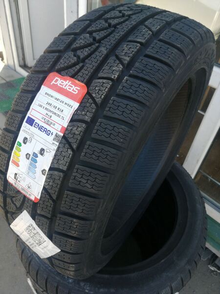 PETLAS SNOWMASTER W651 245/45R19 102V